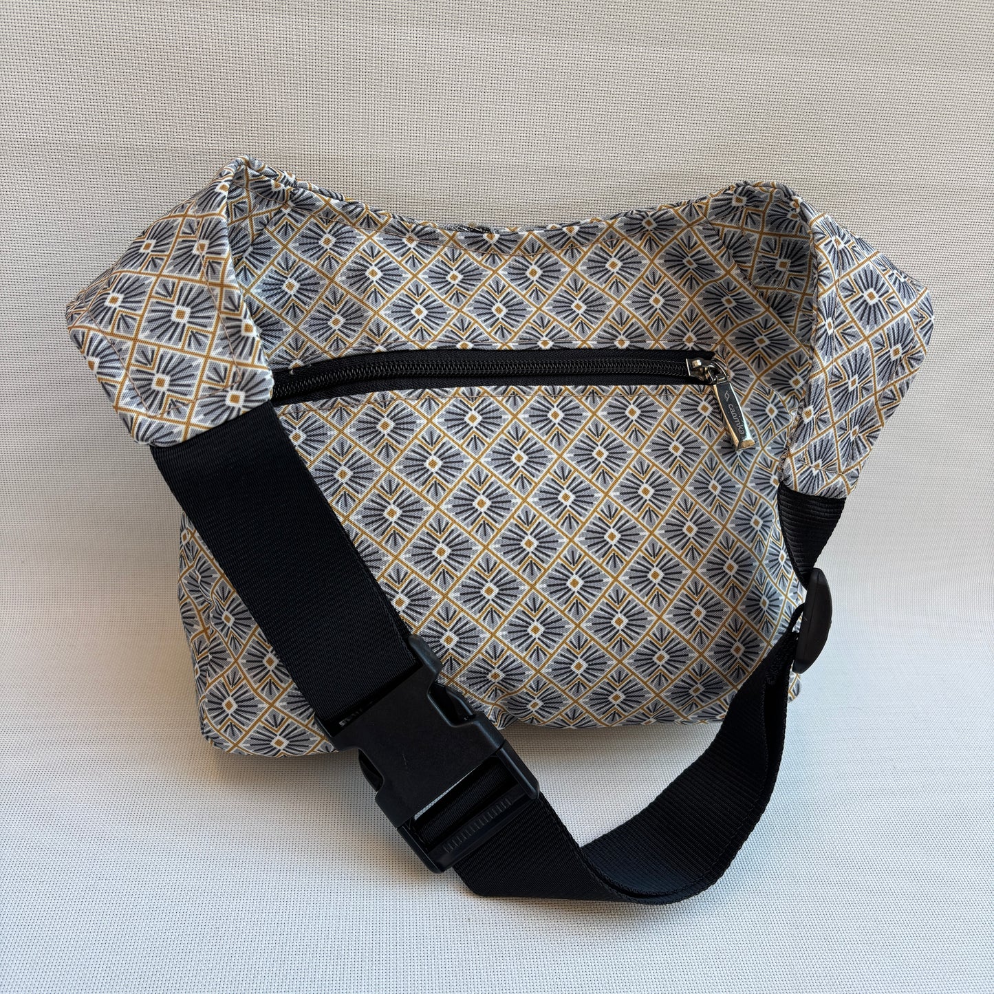 Riñonera "Special Japanese Waves" + Bolsillo trasero · Impermeable · Pieza Única Núm. 18321