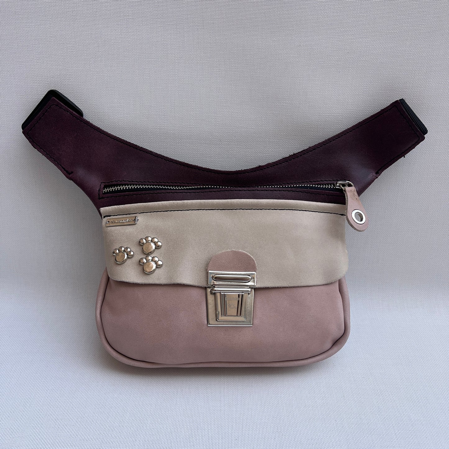 Premium Pink & Dog · Piel - Cuero · Pieza Única Núm. 15054