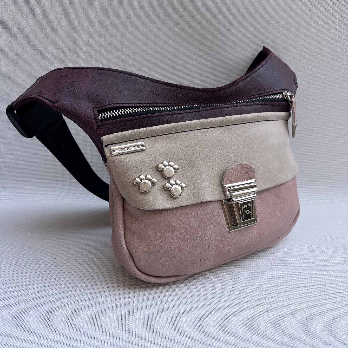 Premium Pink & Dog · Piel - Cuero · Pieza Única Núm. 15054