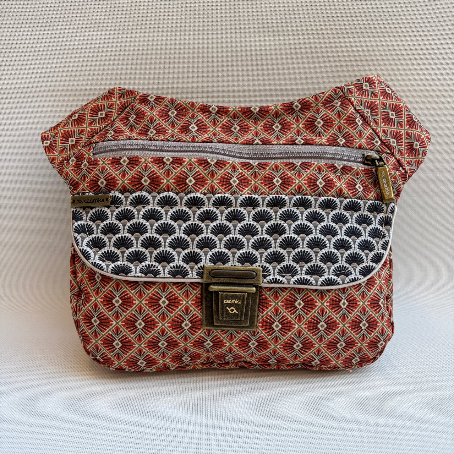 Riñonera "Special Japanese Waves" + Bolsillo trasero · Impermeable · Pieza Única Núm. 18295
