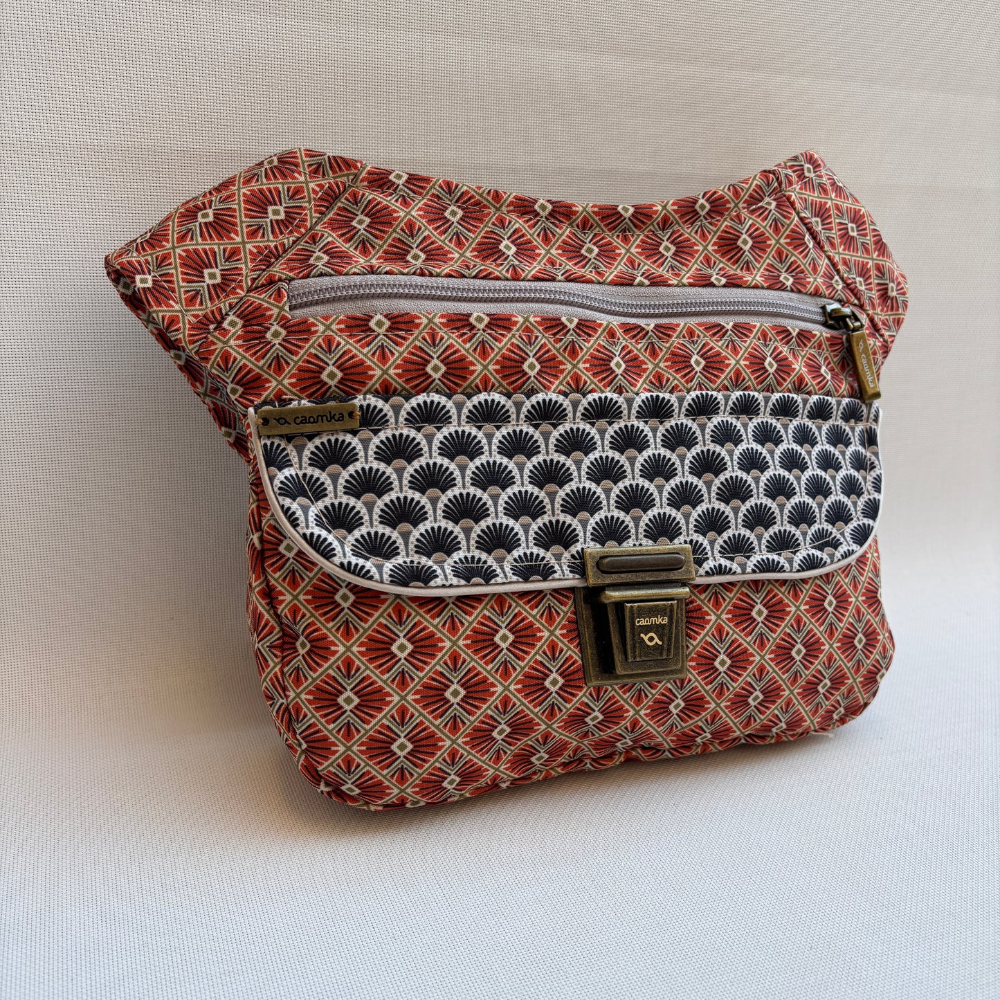 Riñonera "Special Japanese Waves" + Bolsillo trasero · Impermeable · Pieza Única Núm. 18295