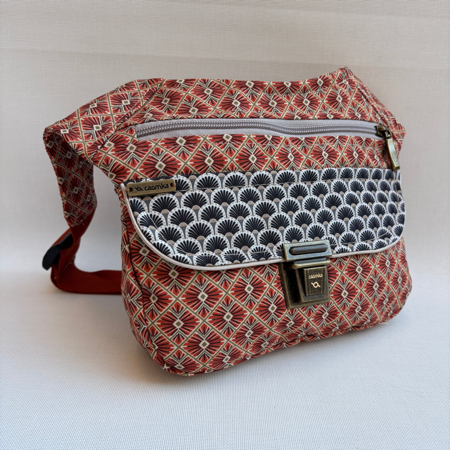 Riñonera "Special Japanese Waves" + Bolsillo trasero · Impermeable · Pieza Única Núm. 18295