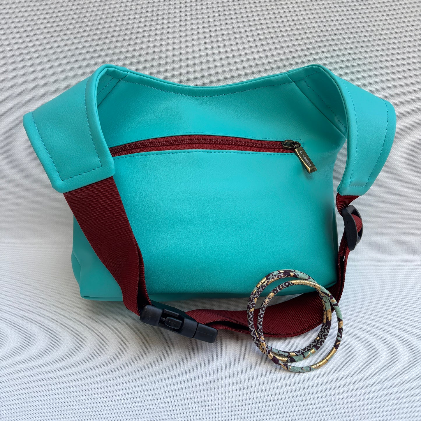 (TARA -50%) Pack Riñonera + 3 Pulseras "Special Turquesa" · Polipiel · Pieza Única Núm. 17593