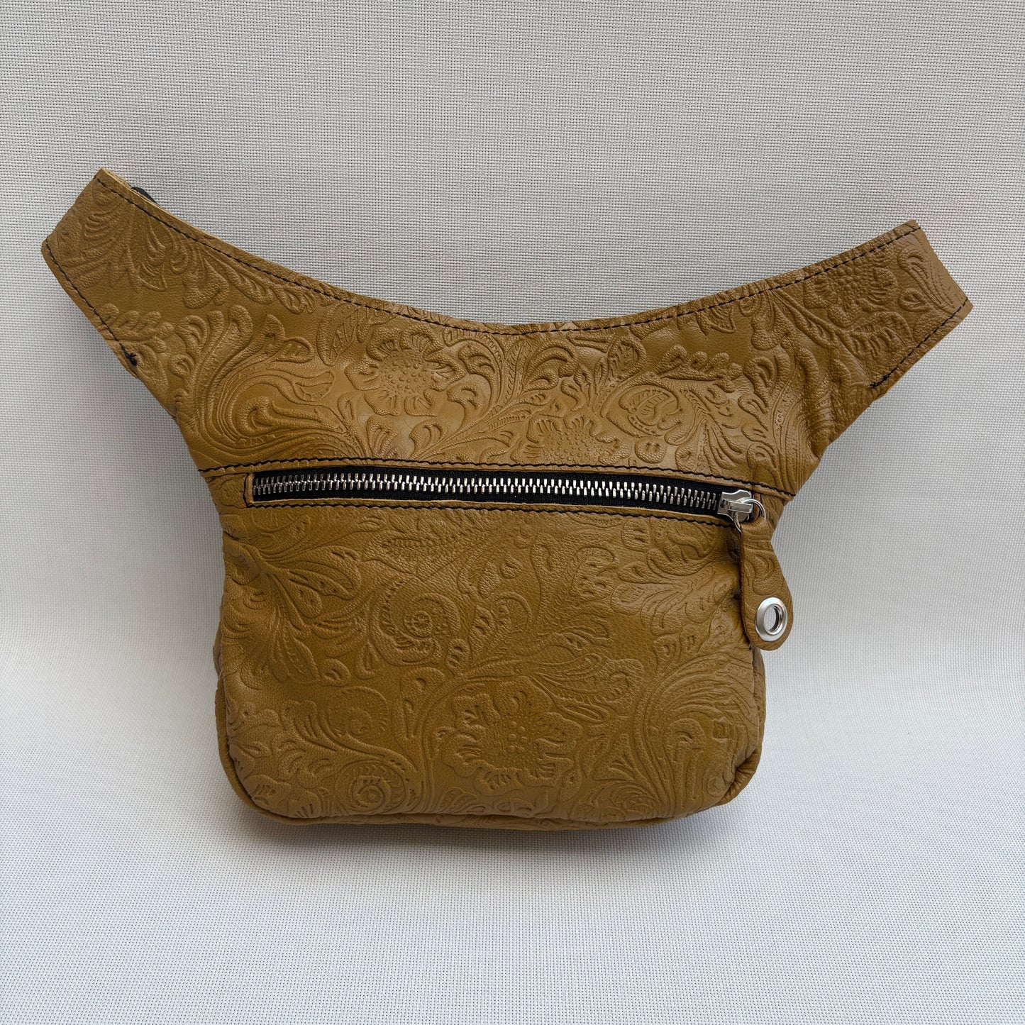 Riñonera Mini "Premium Camel Pearls" · Piel · Pieza Única Núm. 17961