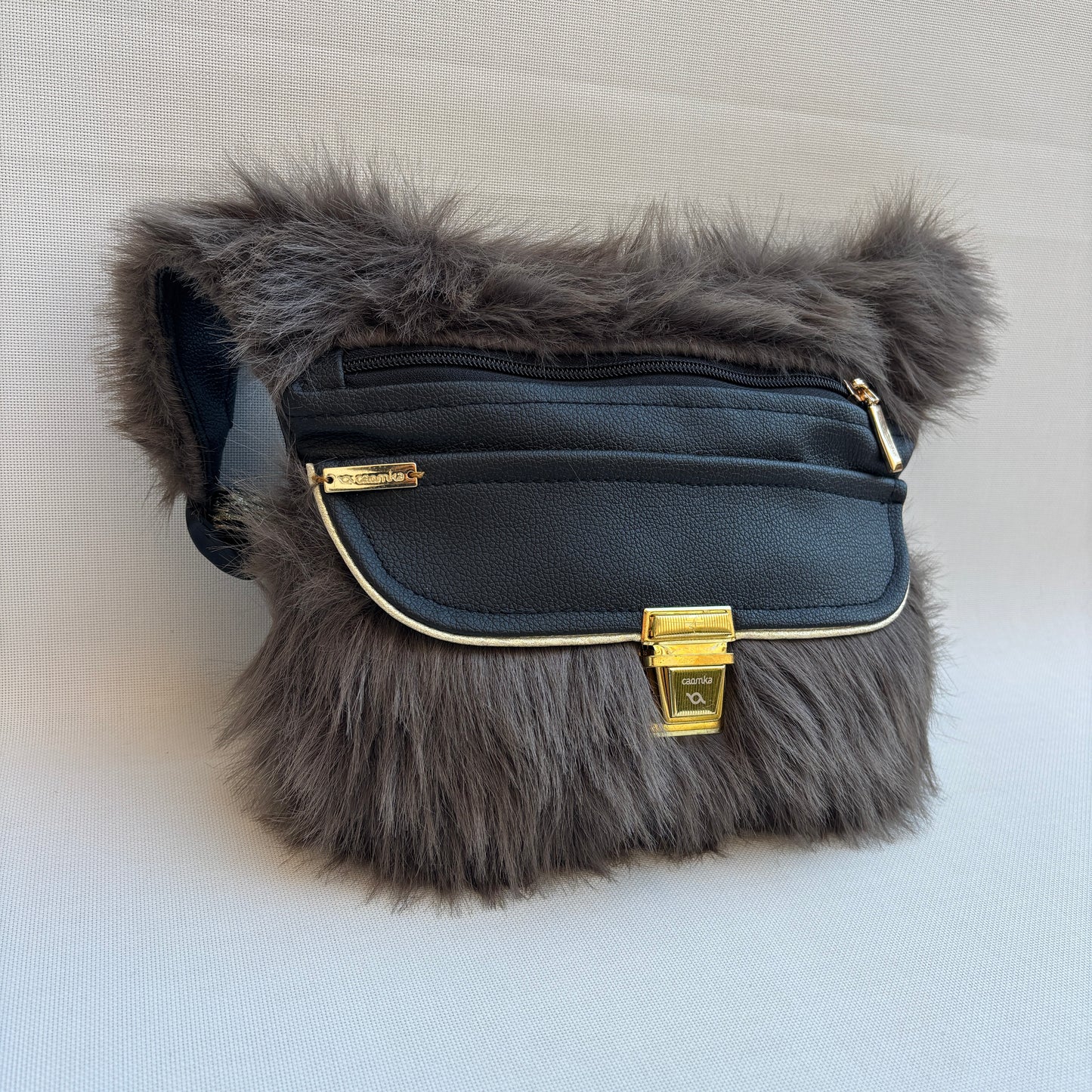 Riñonera "Súper Elegant Luxury Feline Soft Touch Top" · Polipiel · Pieza Única Núm. 18279