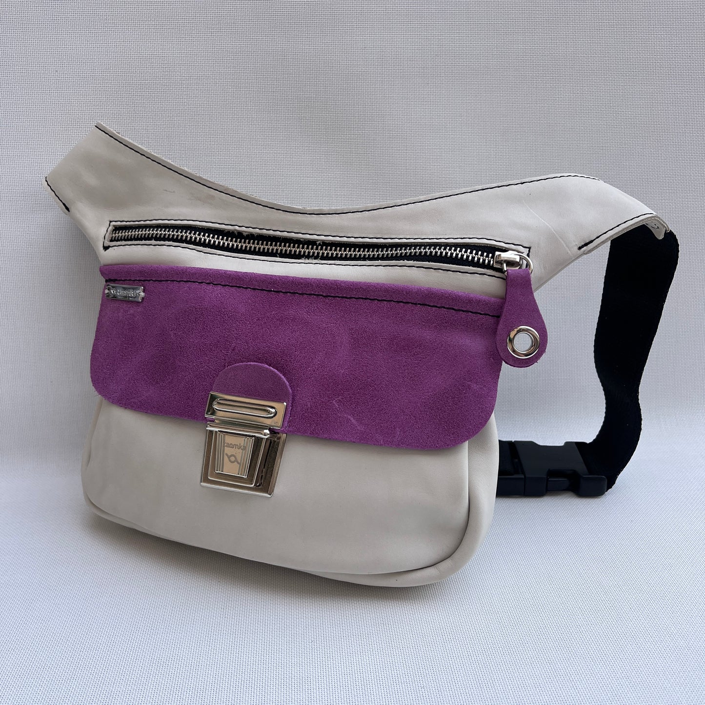 Special Spring Caomka · Piel - Cuero · Pieza Exclusiva Núm. 15049