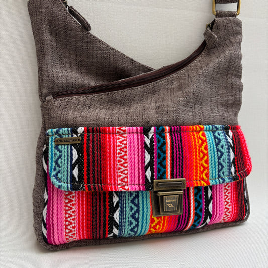 Bolso Bandolera Súper Caomka "Boho Fuego Tierra" · Pieza Única Núm. 19043