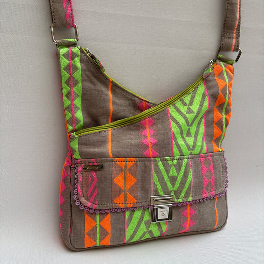 Bolso Bandolera Súper Caomka "Neon Safari" · Pieza Única Núm. 19050