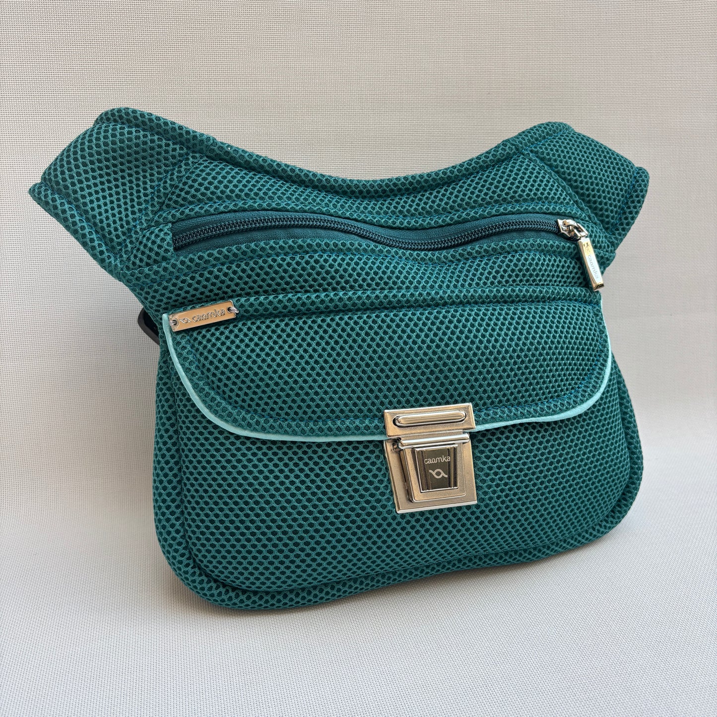 Riñonera "Special Soft 3D" + Bolsillo trasero · Pieza Única Núm. 17610