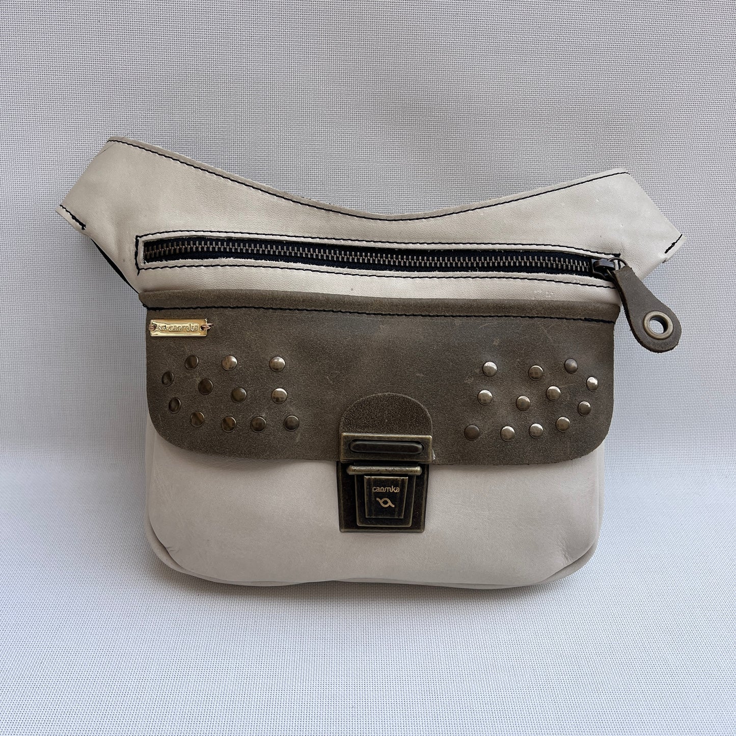 Premium Spring Fantasy Vintage · Piel - Cuero · Pieza Exclusiva Núm. 15052