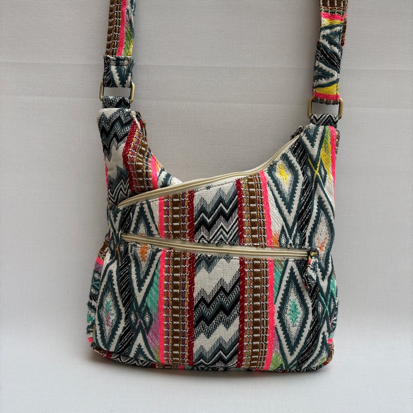 Bolso Bandolera Súper Caomka "Boho Urban Mix" · Pieza Única Núm. 19052