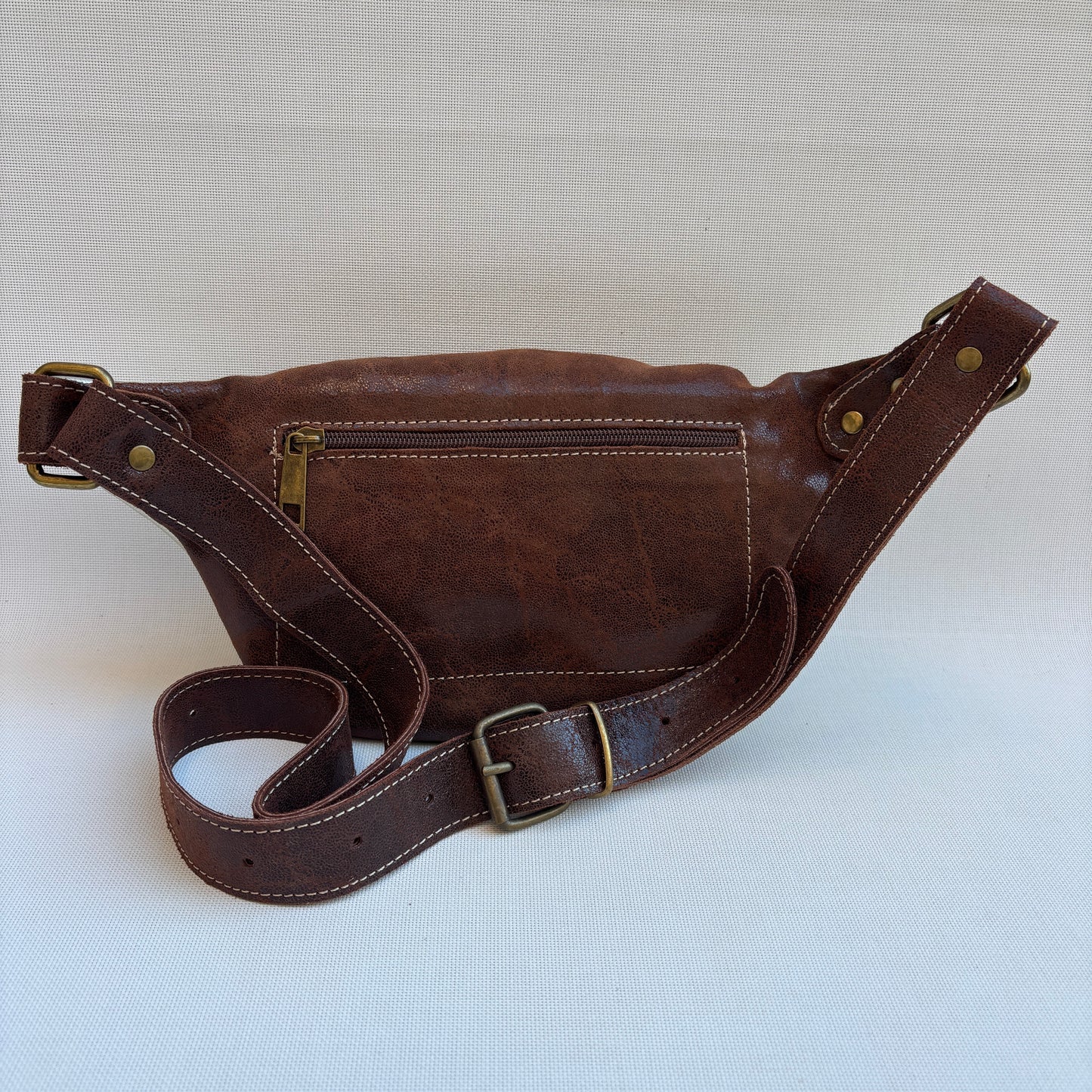 Riñonera "Premium Retro Chic Golden Brown" · Piel / Cuero · Pieza Exclusiva Núm. 18290