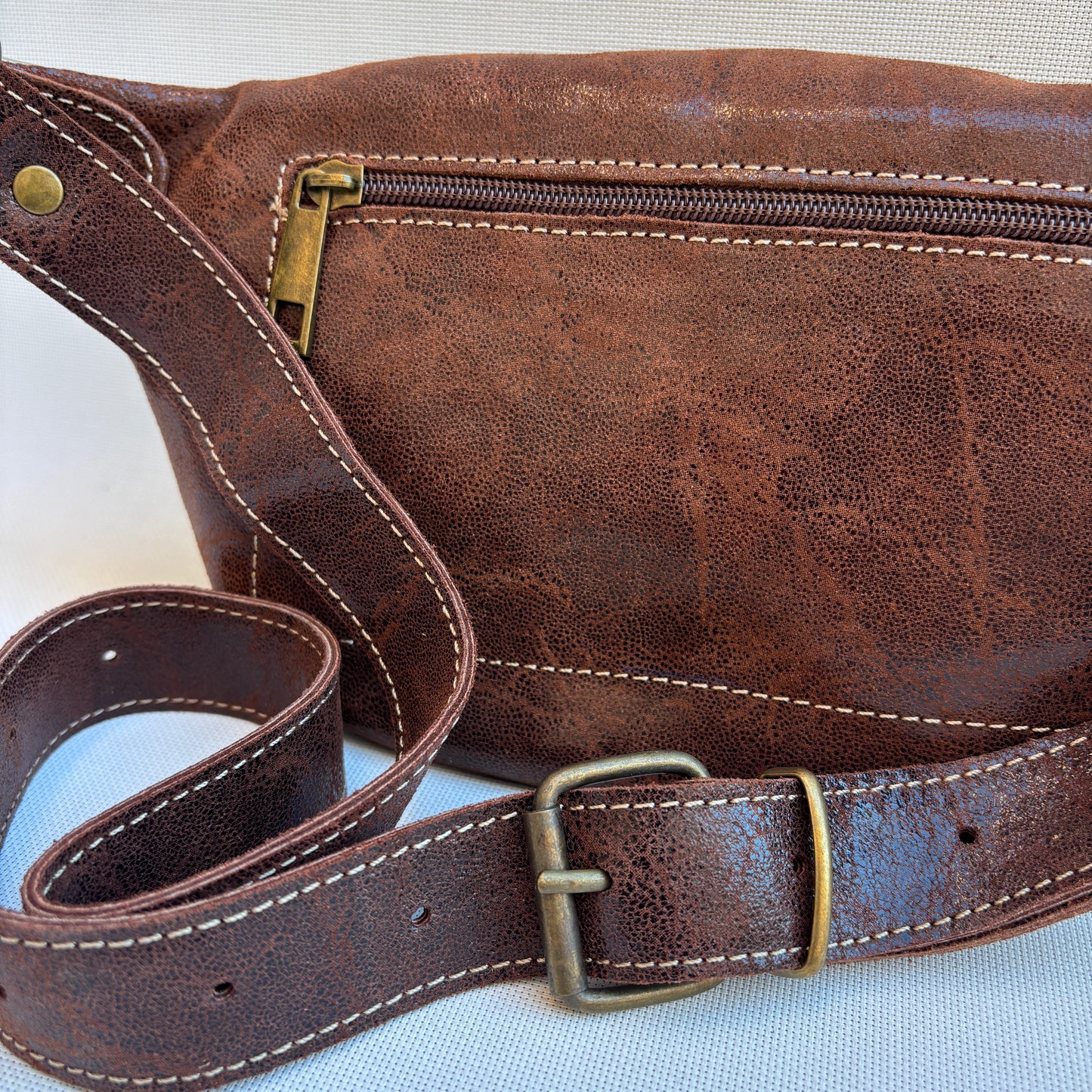 Riñonera "Premium Retro Chic Golden Brown" · Piel / Cuero · Pieza Exclusiva Núm. 18290