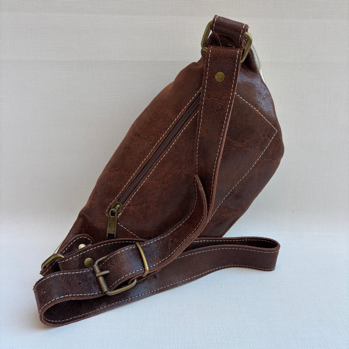 Riñonera "Premium Retro Chic Golden Brown" · Piel / Cuero · Pieza Exclusiva Núm. 18290