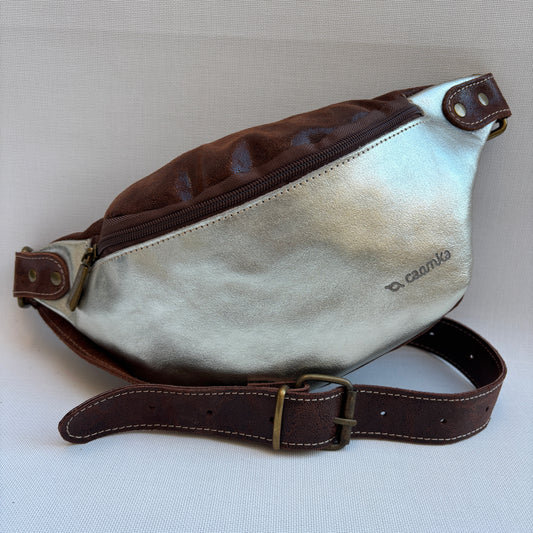 Riñonera "Premium Retro Chic Golden Brown" · Piel / Cuero · Pieza Exclusiva Núm. 18290