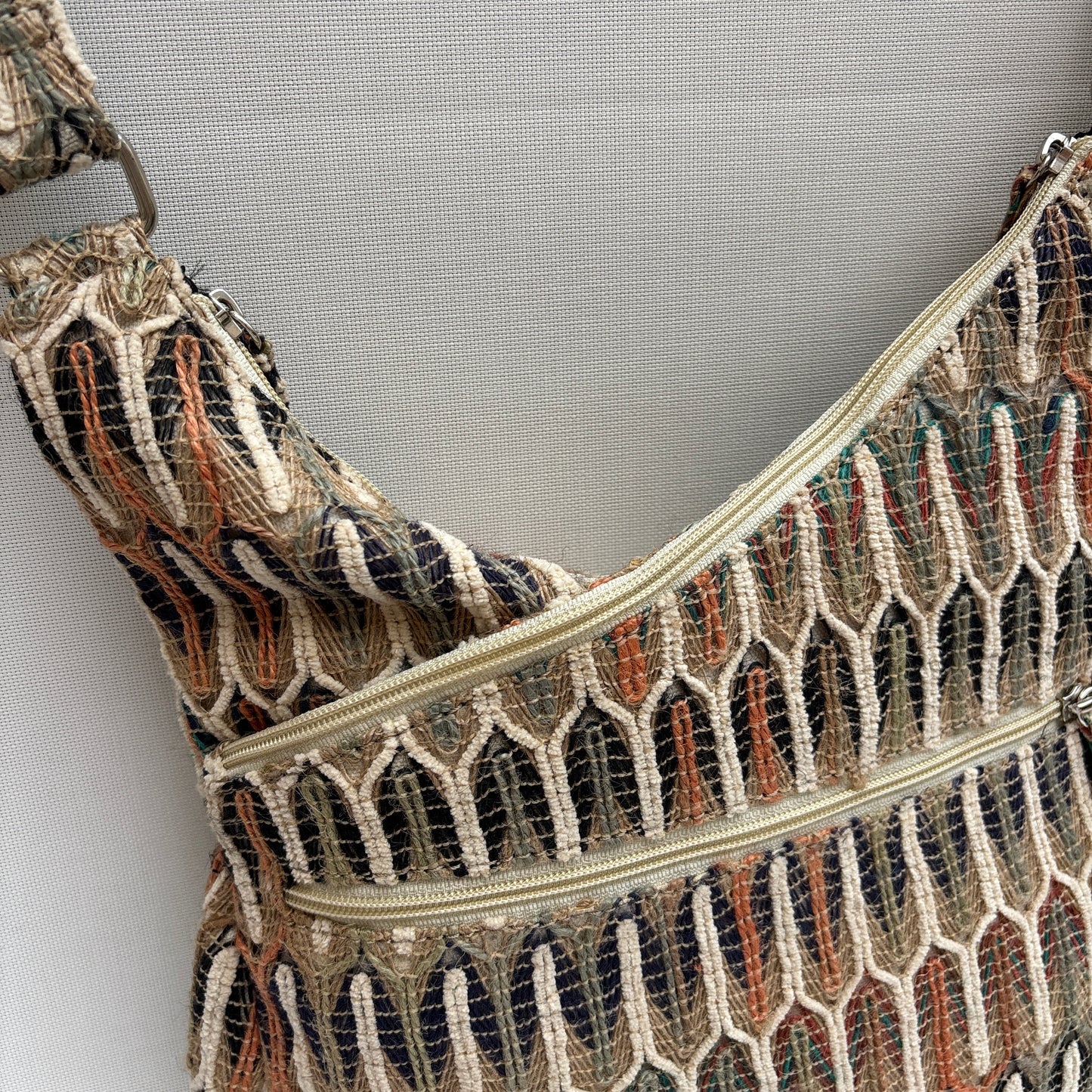 Bolso Bandolera Súper Caomka "Raíces Salvajes" · Pieza Única Núm. 19045