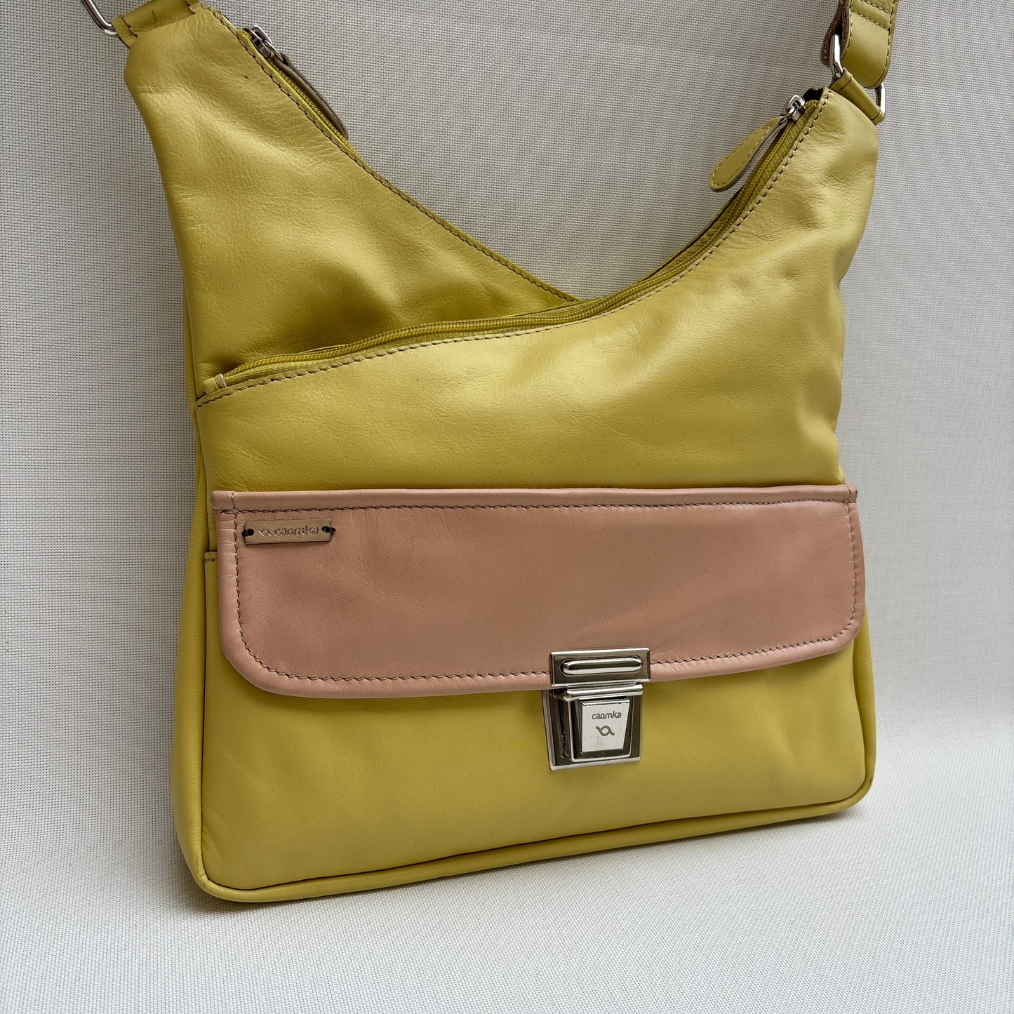 Bolso Bandolera Súper Caomka "Lemon Blush" · Piel · Pieza Única Núm. 19046