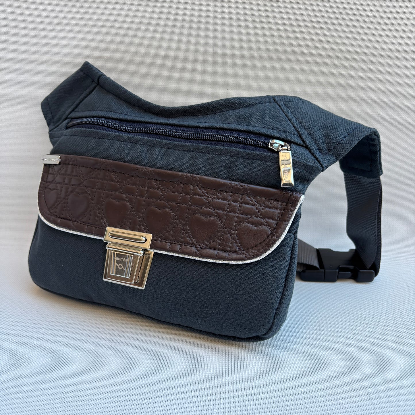 Riñonera "Special Hearts" + Bolsillo trasero · Pieza Única Núm. 18337