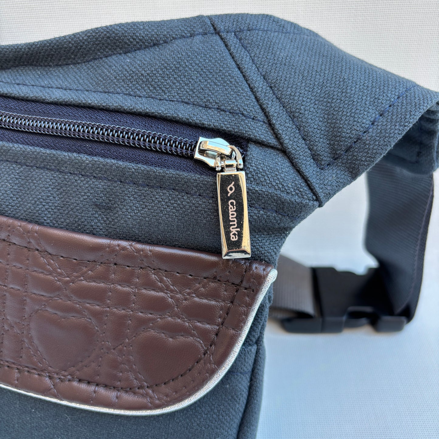 Riñonera "Special Hearts" + Bolsillo trasero · Pieza Única Núm. 18337