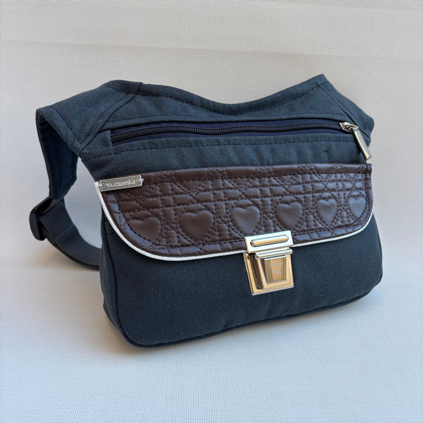 Riñonera "Special Hearts" + Bolsillo trasero · Pieza Única Núm. 18337