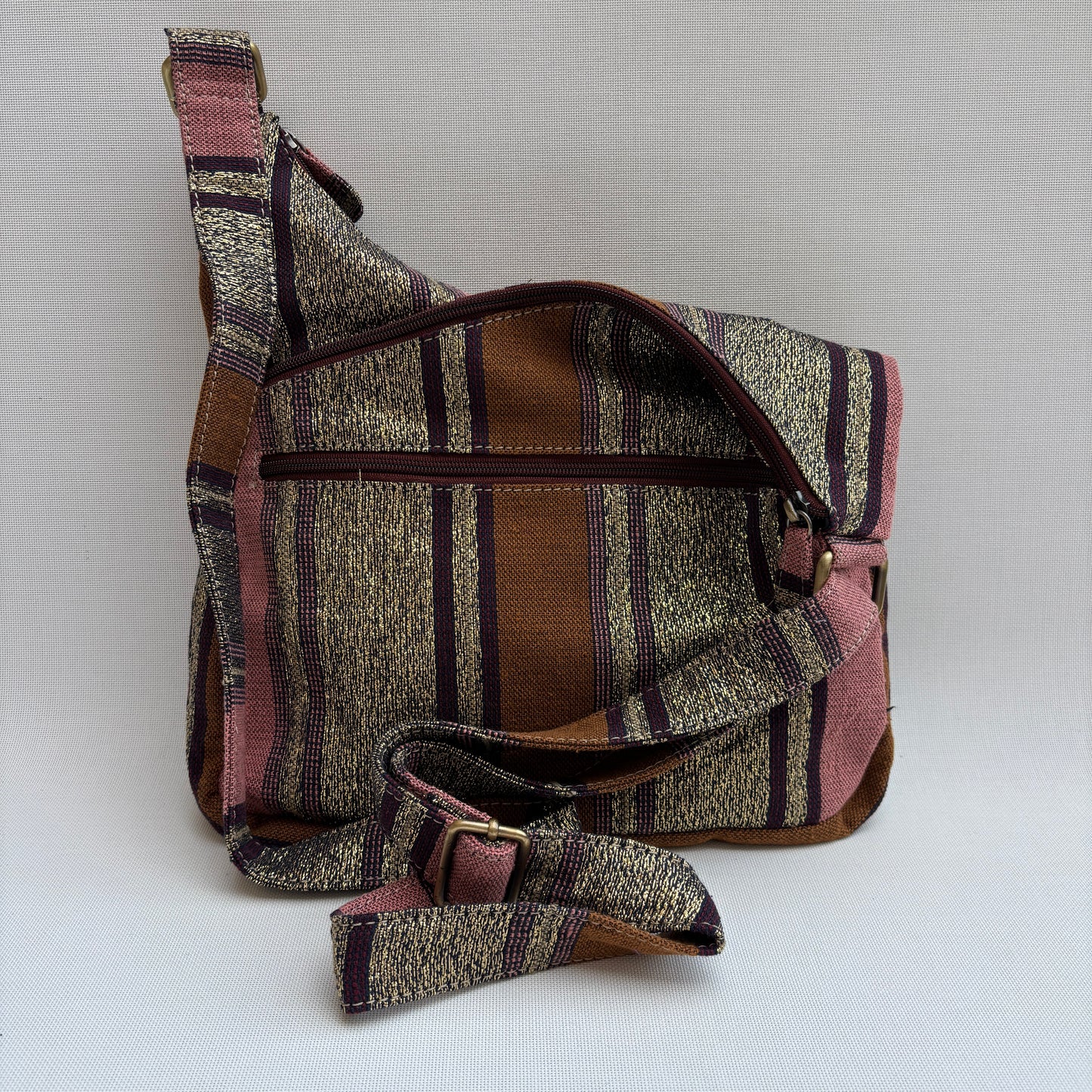 Bolso Bandolera Súper Caomka "Vintage Earth Stripes" · Pieza Única Núm. 19056