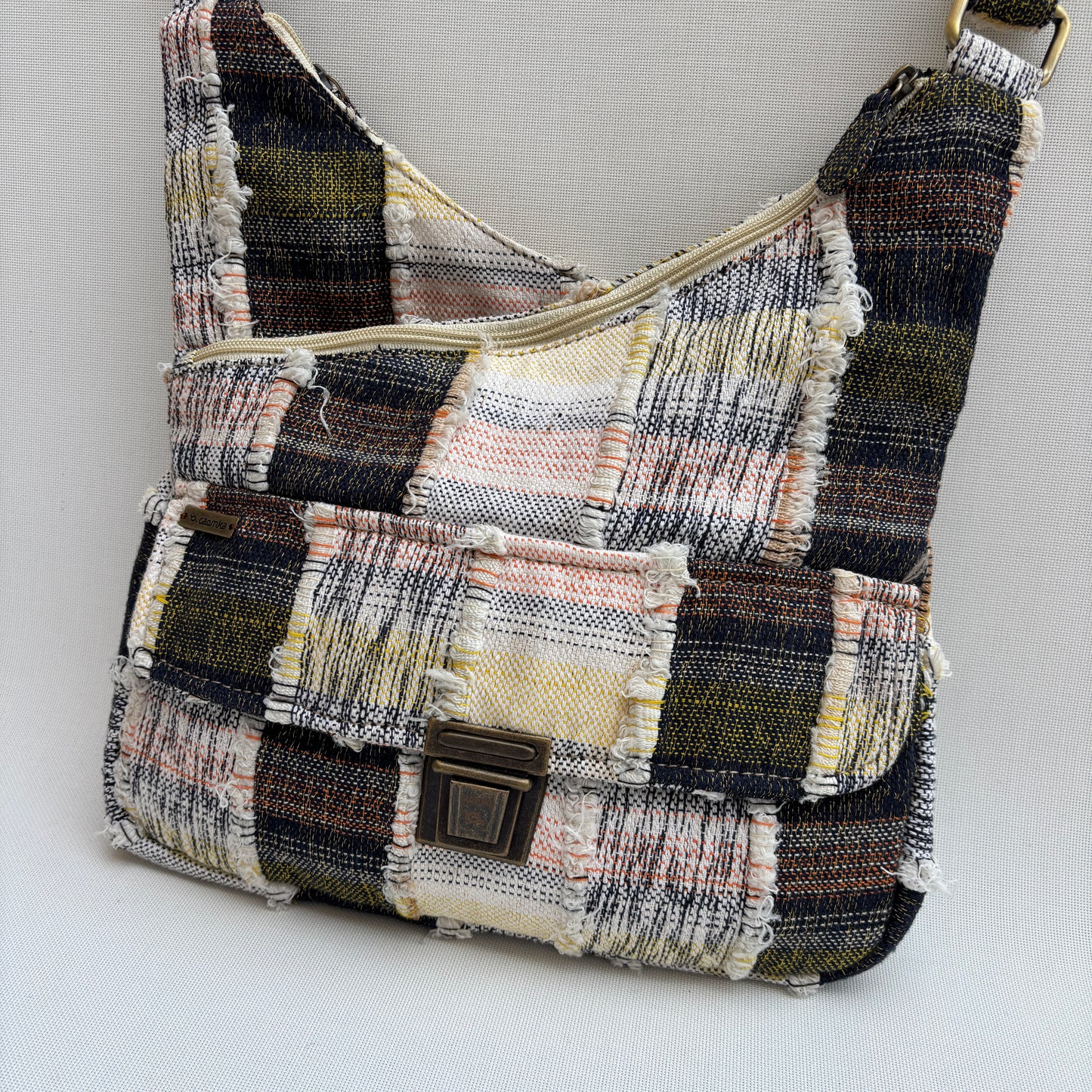 Bolso Bandolera Súper Caomka "Golden Patchwork Light" · Pieza Única Núm. 19057