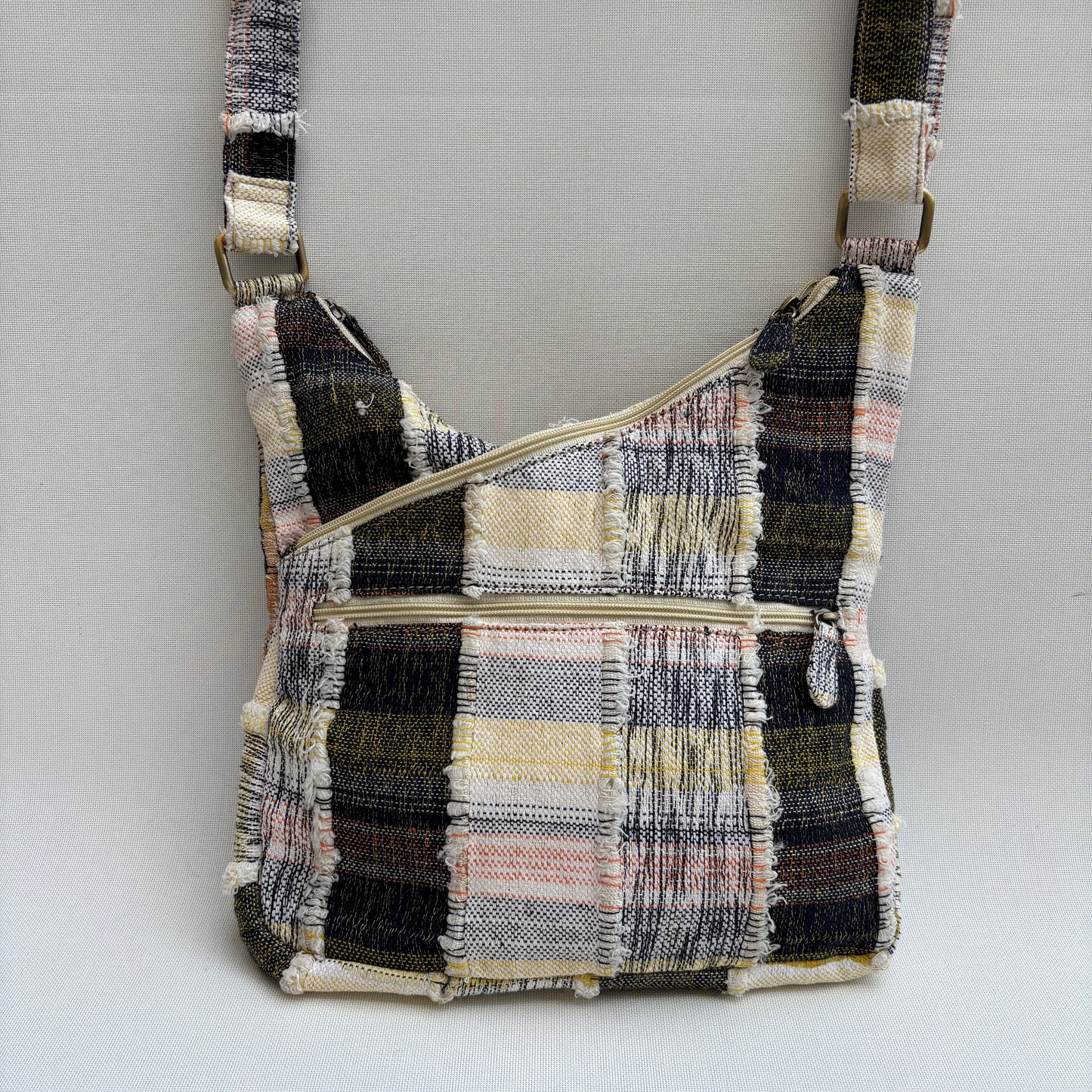 Bolso Bandolera Súper Caomka "Golden Patchwork Light" · Pieza Única Núm. 19057
