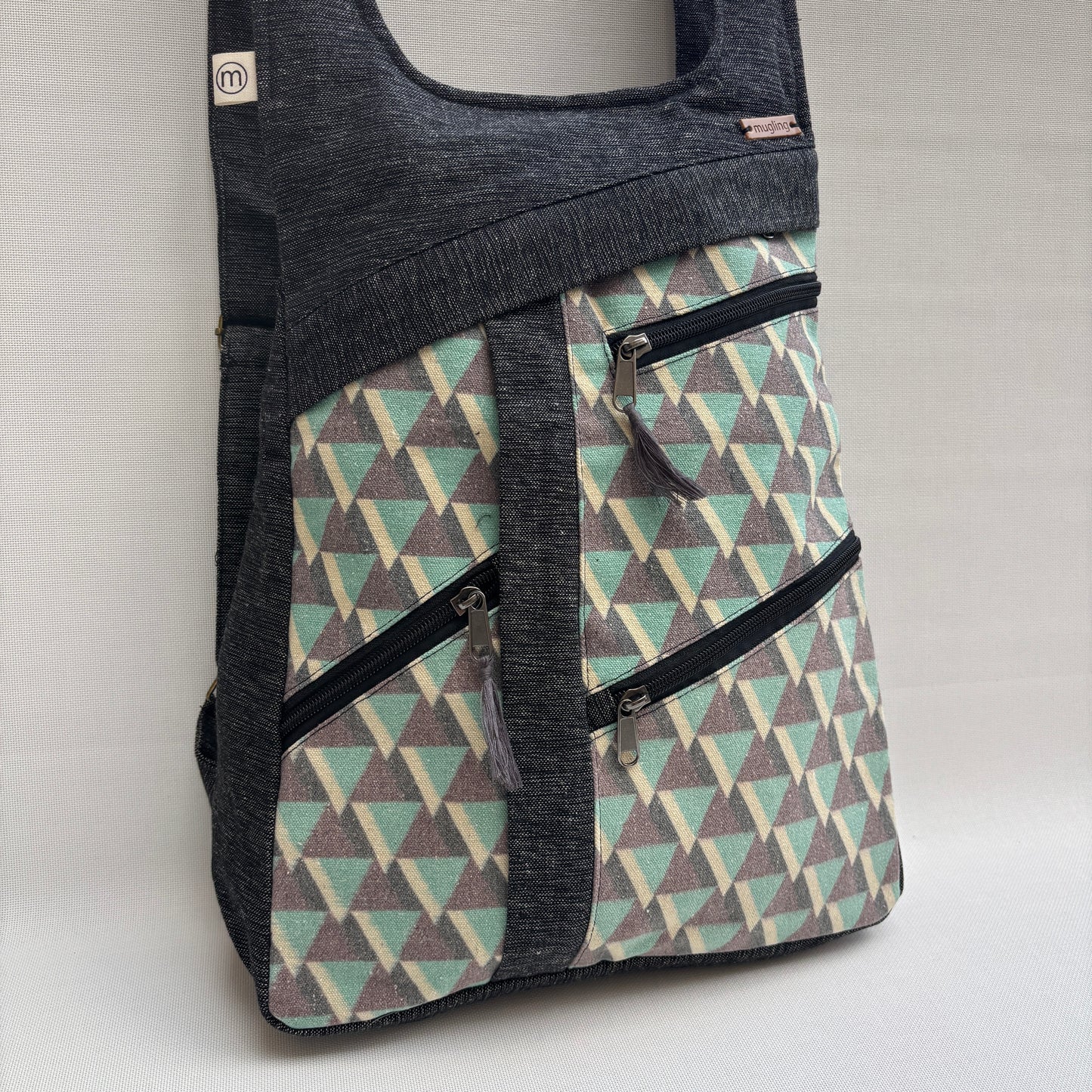 Mochila Multibolsillos Antirrobo "Patchwork" · Pieza núm. 17634