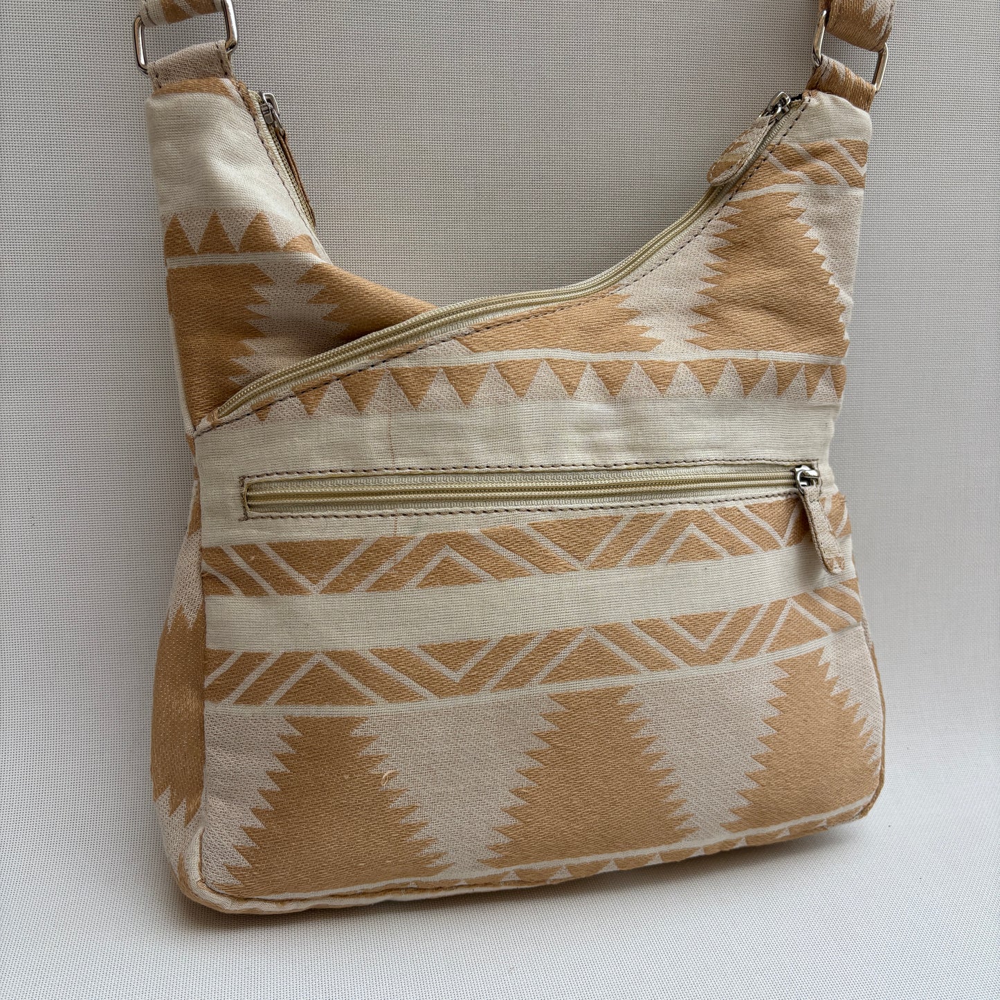 Bolso Bandolera Súper Caomka "Desert Geometry" · Pieza Única Núm. 19059