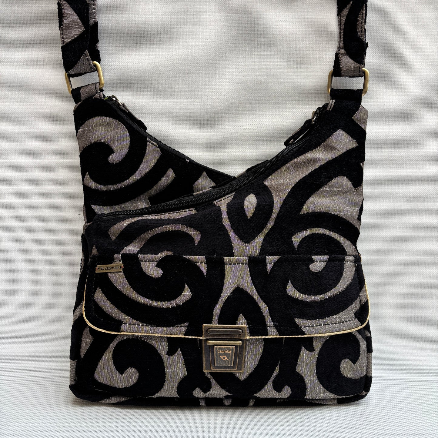Bolso Bandolera Súper Caomka "Noir Baroque" · Pieza Única Núm. 19060