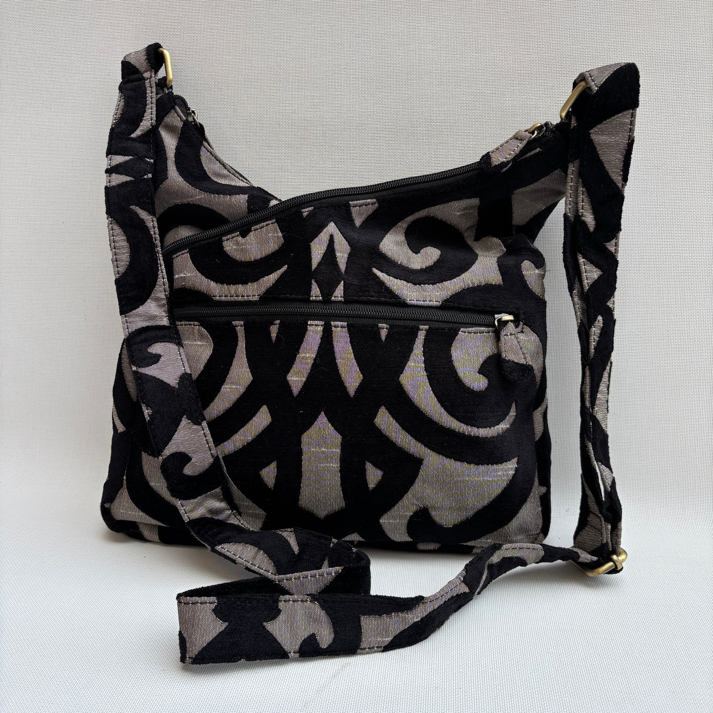 Bolso Bandolera Súper Caomka "Noir Baroque" · Pieza Única Núm. 19060