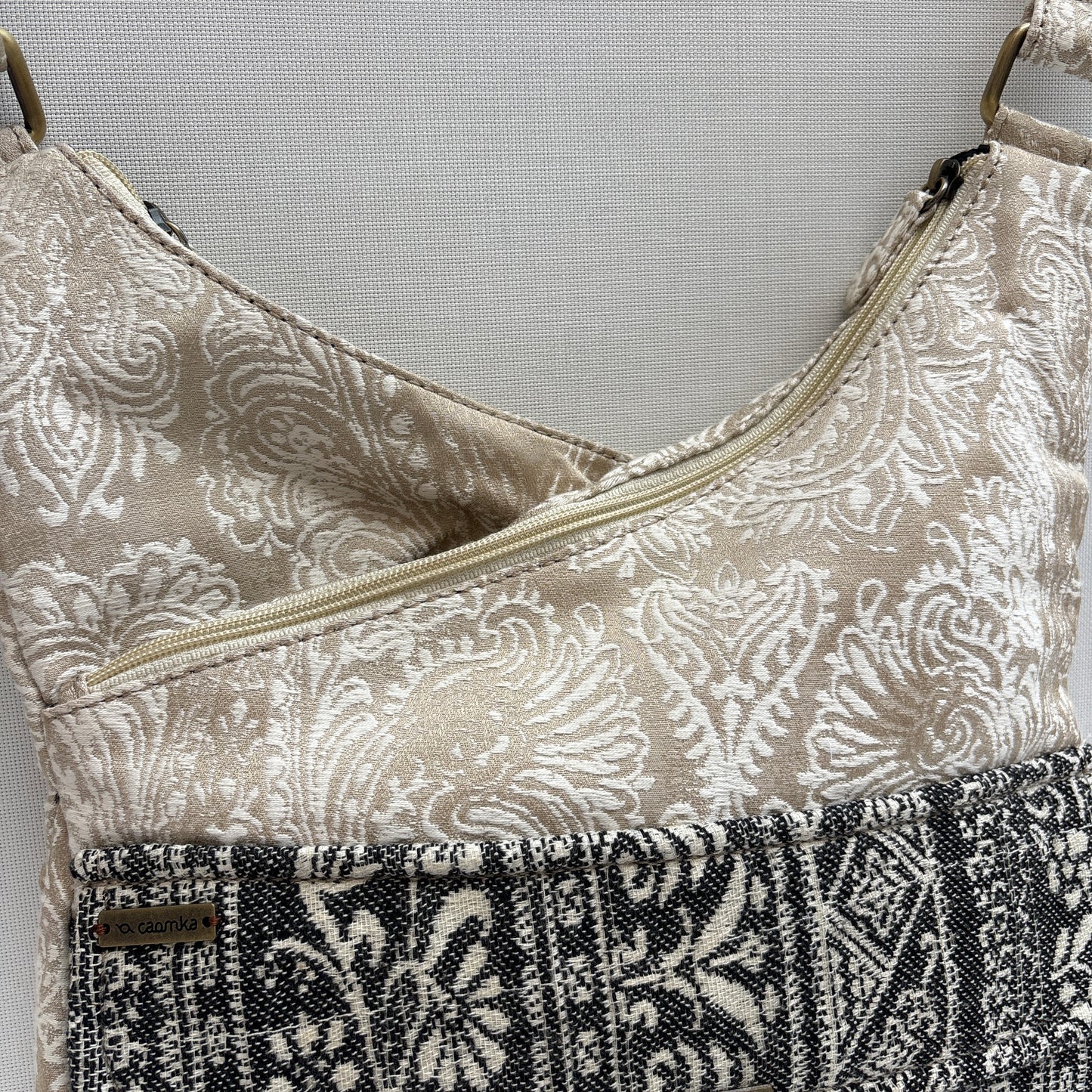 Bolso Bandolera Súper Caomka "Ivory Heritage" · Pieza Única Núm. 19061
