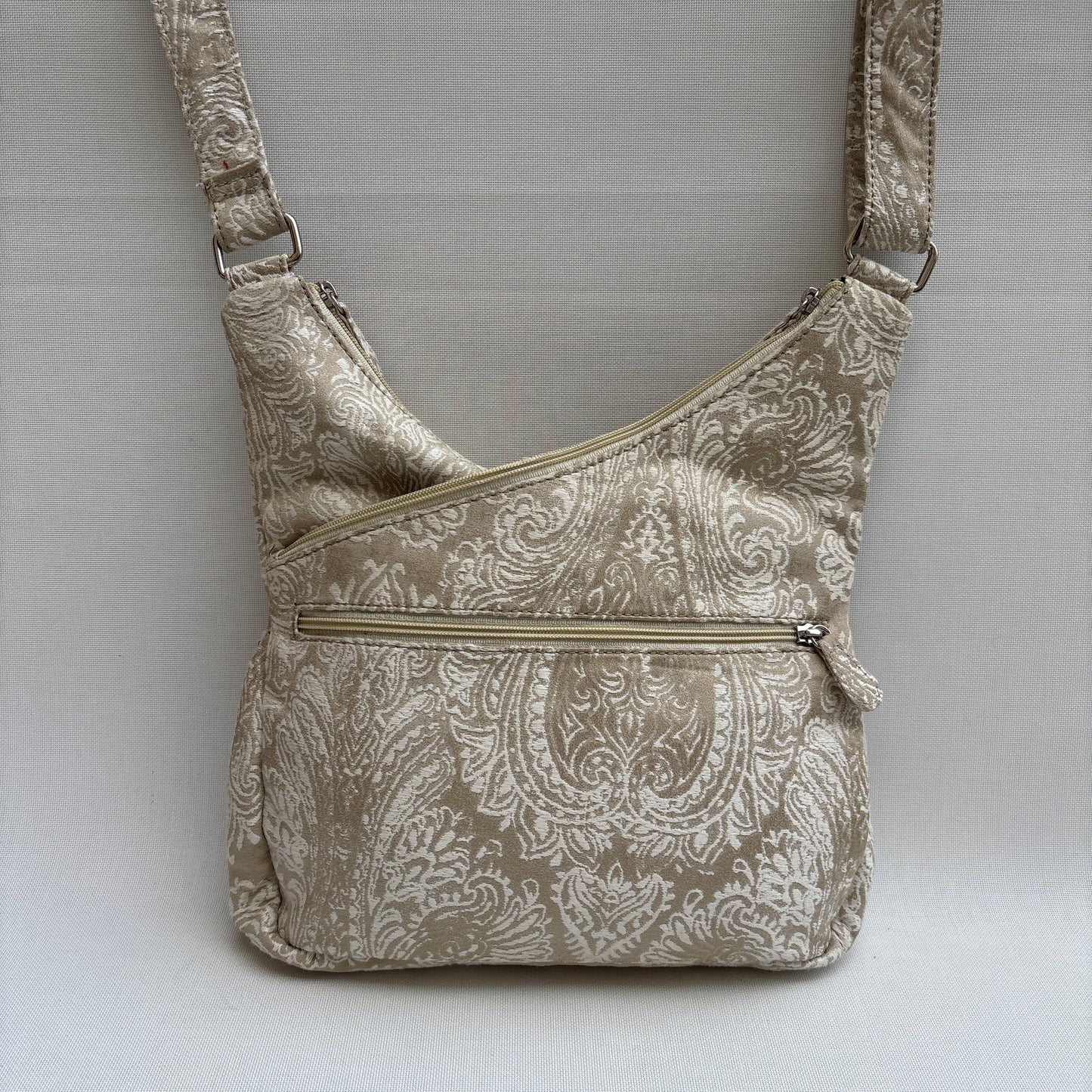Bolso Bandolera Súper Caomka "Golden Paisley Shine" · Pieza Única Núm. 19062