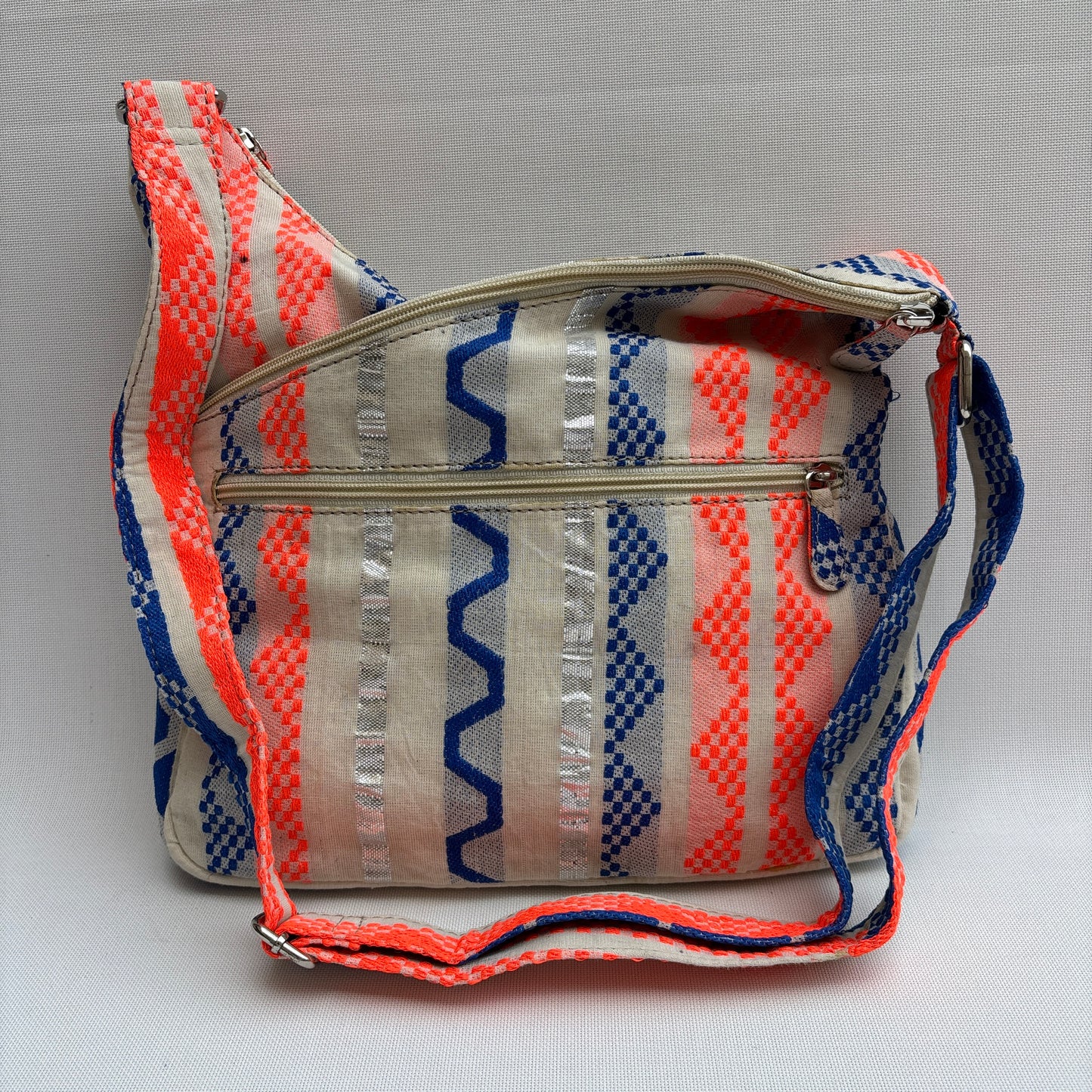 Bolso Bandolera Súper Caomka "Neon Tribal Energy" · Pieza Única Núm. 19063
