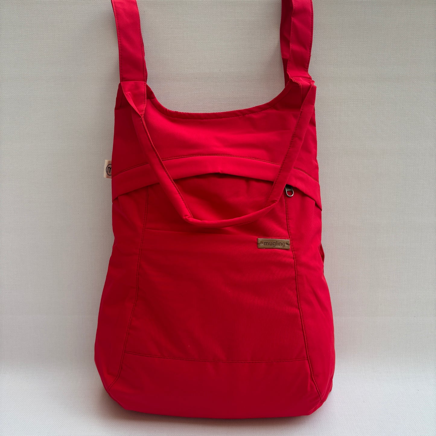 Mochila Impermeable "Everest" Color Rojo Pasión · Súper ligera · Pieza 17595