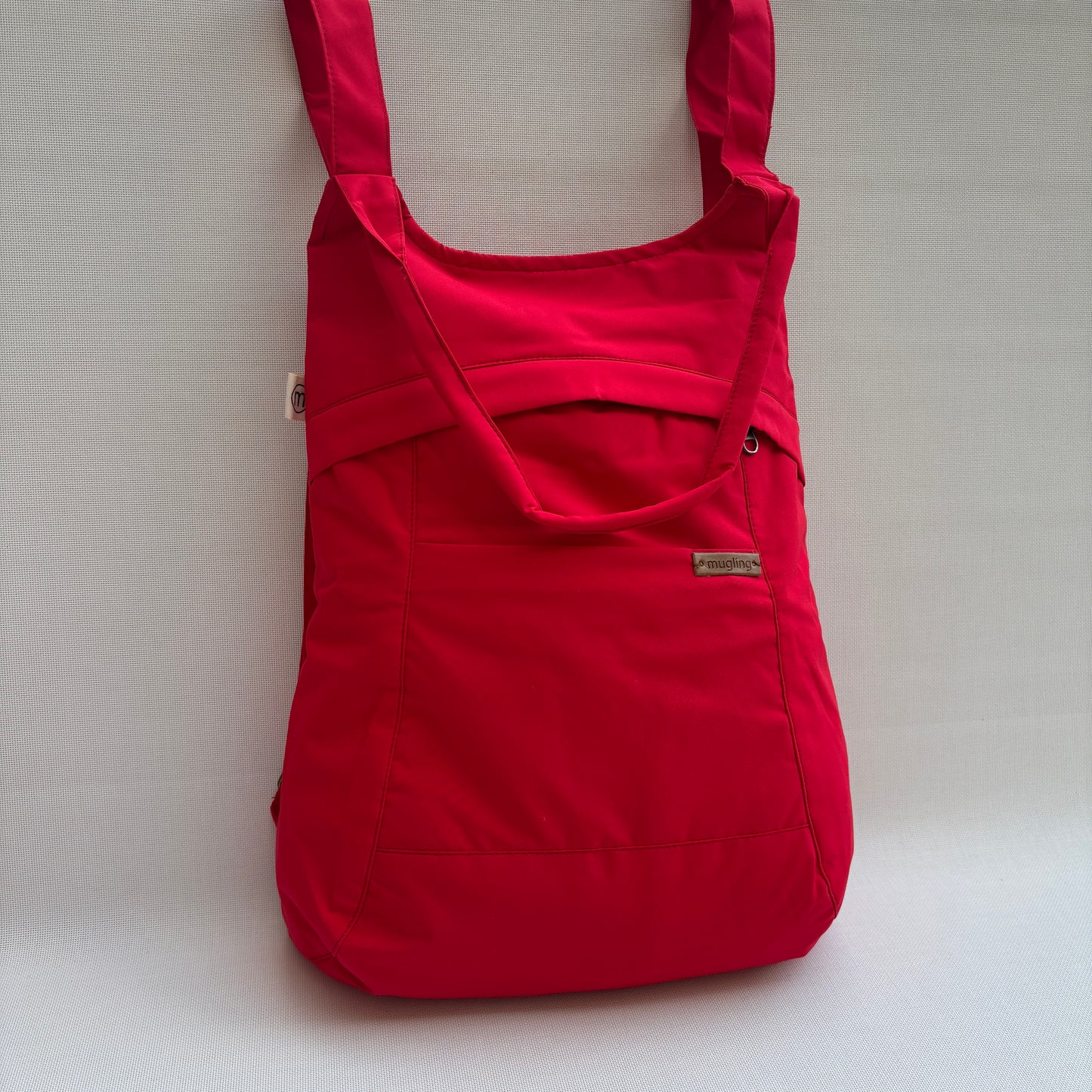 Mochila Impermeable "Everest" Color Rojo Pasión · Súper ligera · Pieza 17595