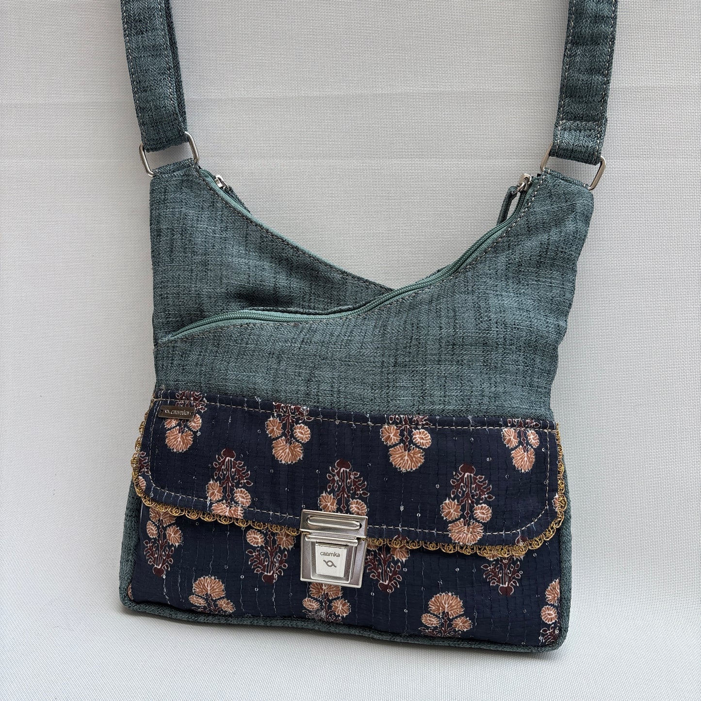 Bolso Bandolera Súper Caomka "Blue Heritage" · Pieza Única Núm. 19048