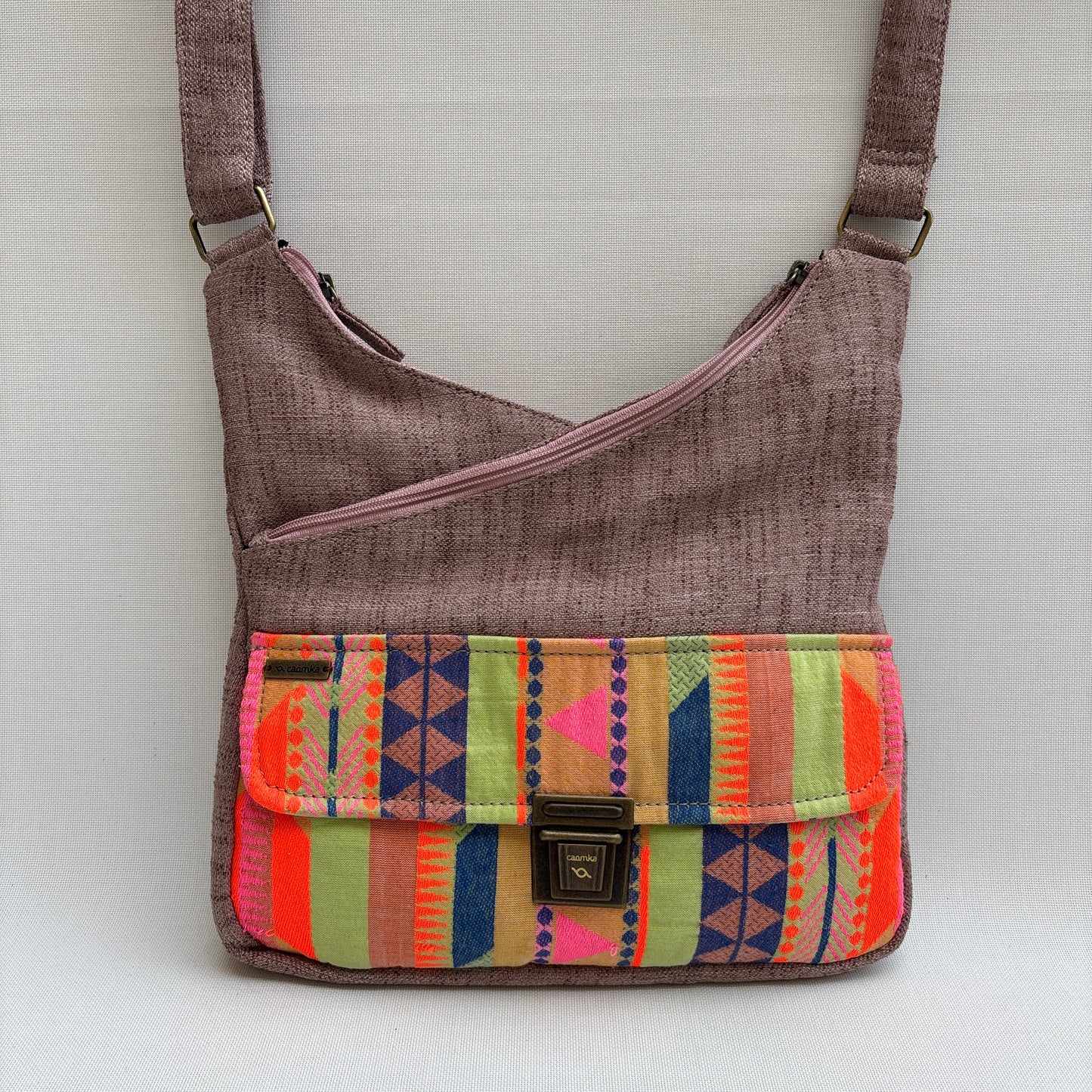 Bolso Bandolera Súper Caomka "Sunset Nomad Pop" · Pieza Única Núm. 19040