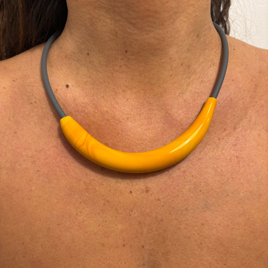 Conjunto Aurea · Jolly Venezia × Caomka · Color: Dorado Ámbar