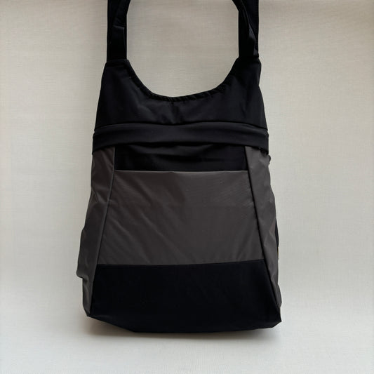 Mochila Impermeable "Everest" Color Gris · Súper ligera · Pieza 15915