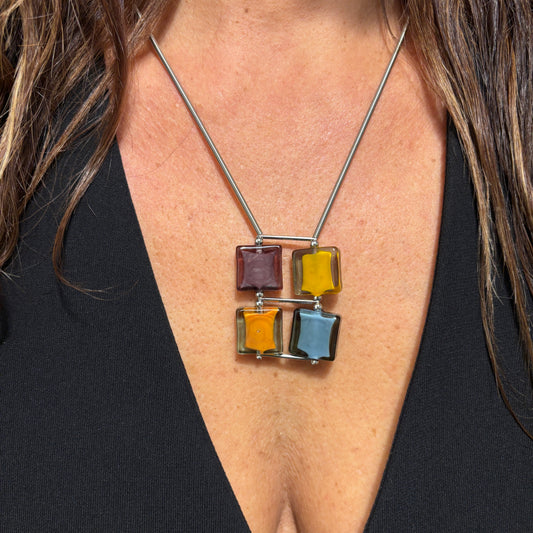 Collar con perlas de vidrio de Murano Quadria Calda · Jolly Venezia × Caomka