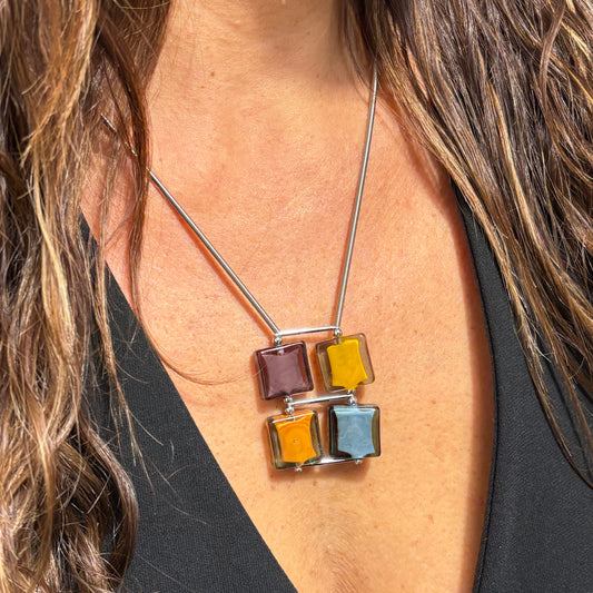 Collar con perlas de vidrio de Murano Quadria Calda · Jolly Venezia × Caomka