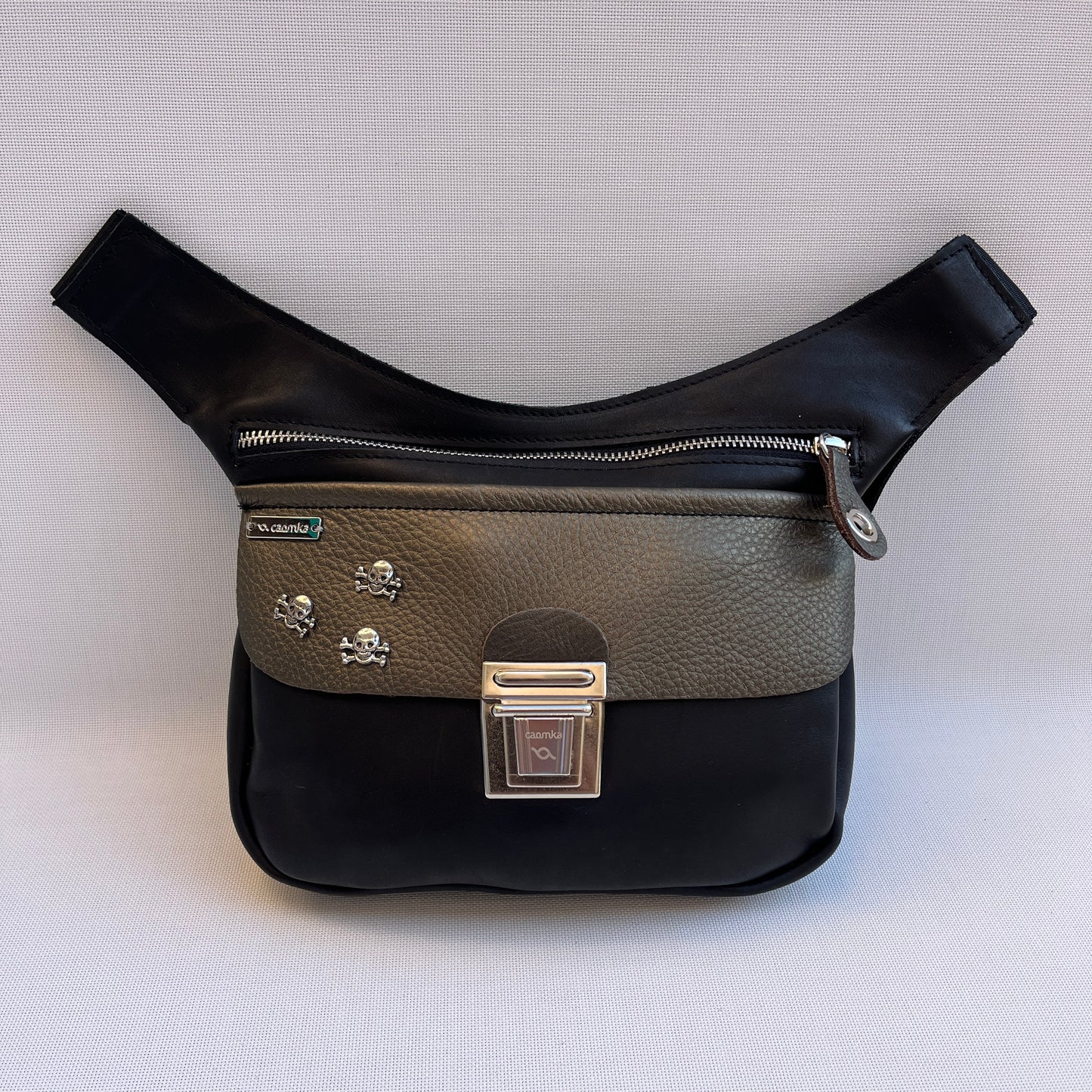 Premium Black & Skulls · Piel - Cuero · Pieza Única Núm. 15065