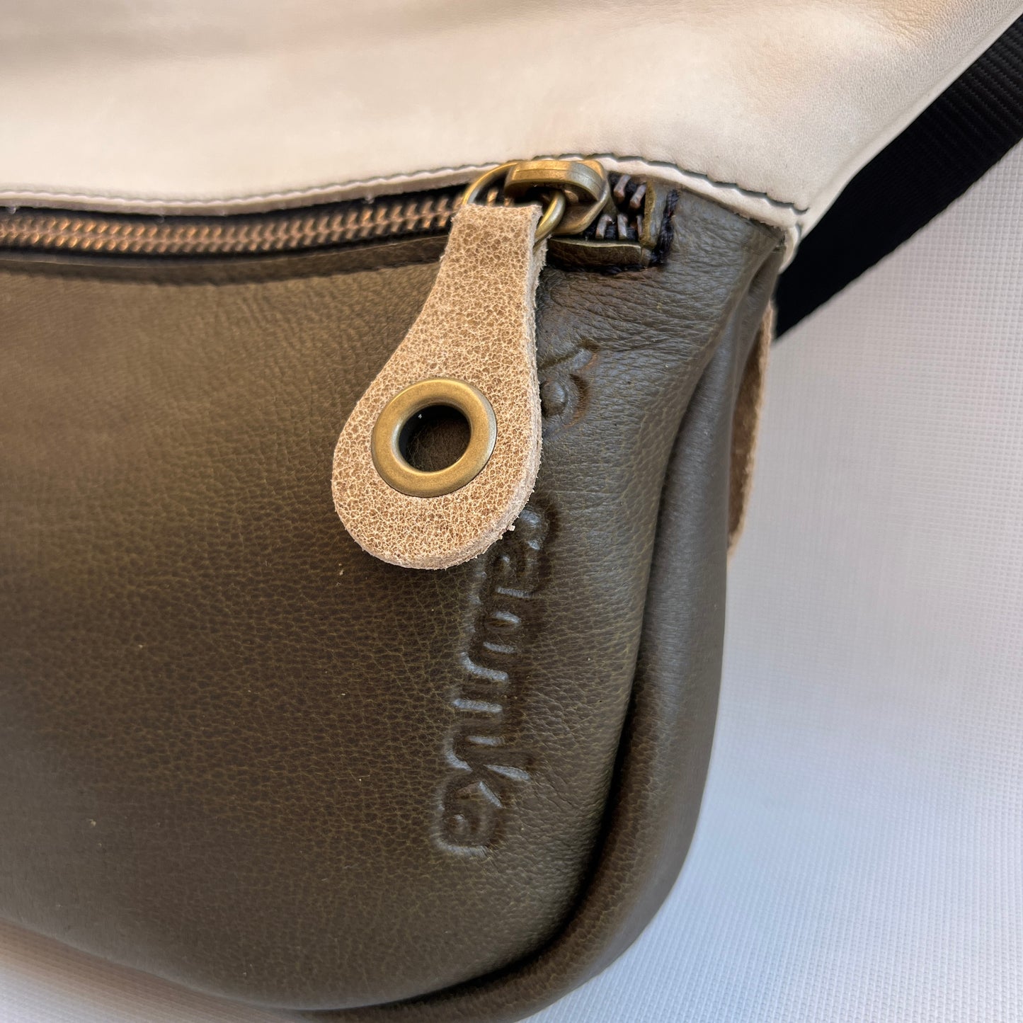 Mini Vintage Sweet · Piel - Cuero · Pieza Exclusiva Núm. 15086