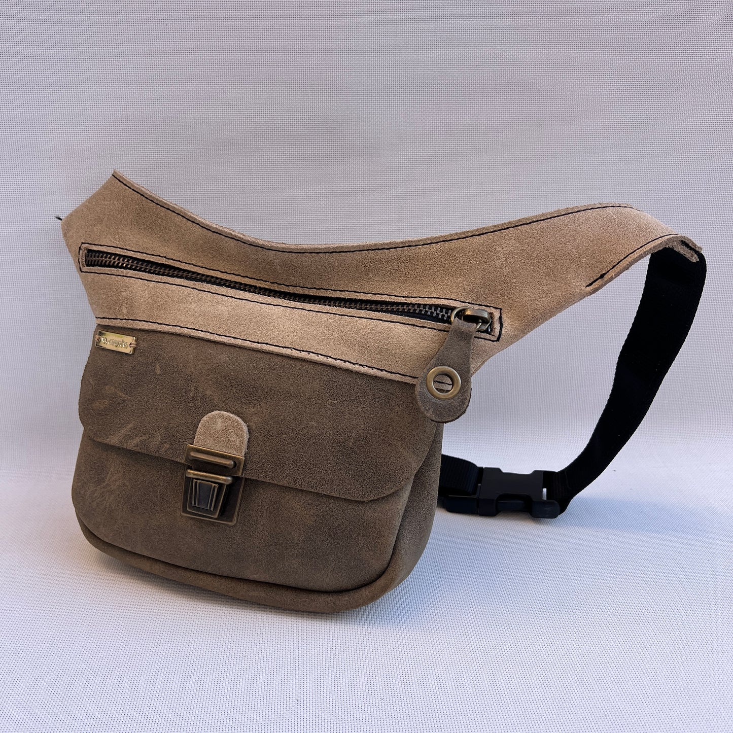 Mini Vintage Top · Piel - Cuero · Pieza Exclusiva Núm. 15083