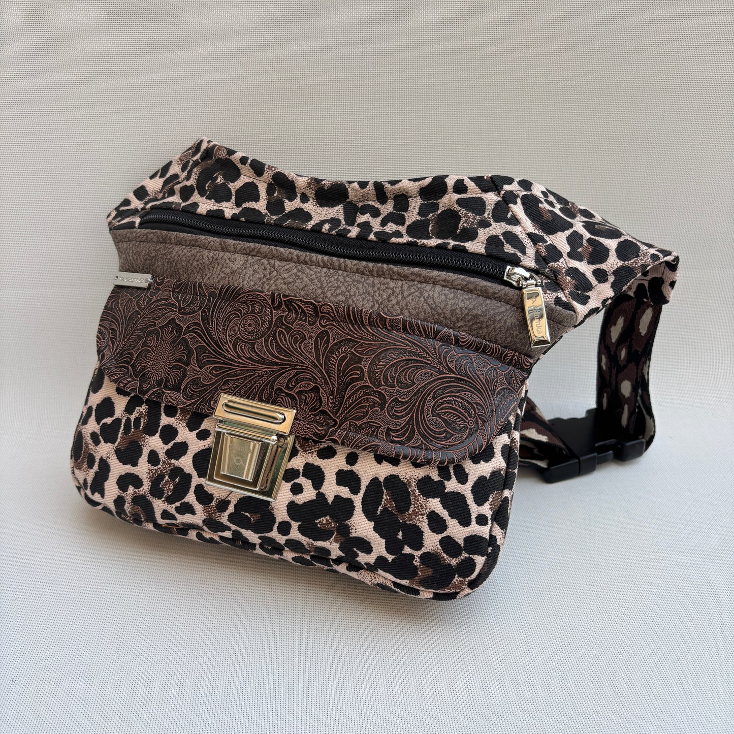 Riñonera "Special Animal Print Top" + Bolsillo trasero · Pieza Exclusiva Núm. 17663