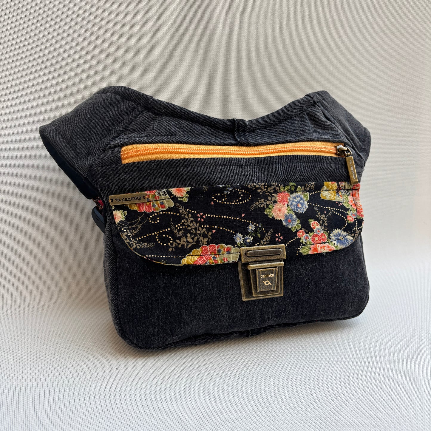 Riñonera "Special ♻️ Jeans Recycled ♻️ Top" · Pieza Única Núm. 17665