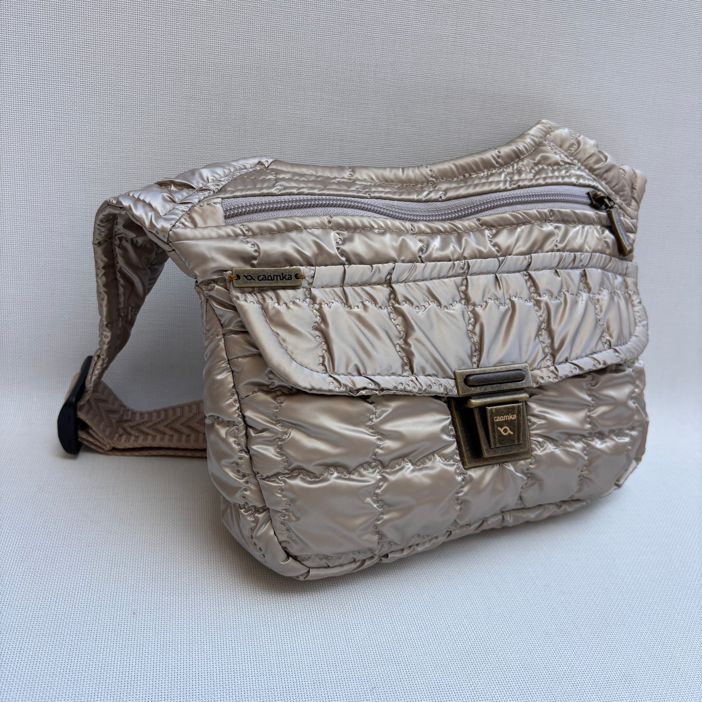Riñonera "Special Soft Top" · Pieza Única Núm. 19106