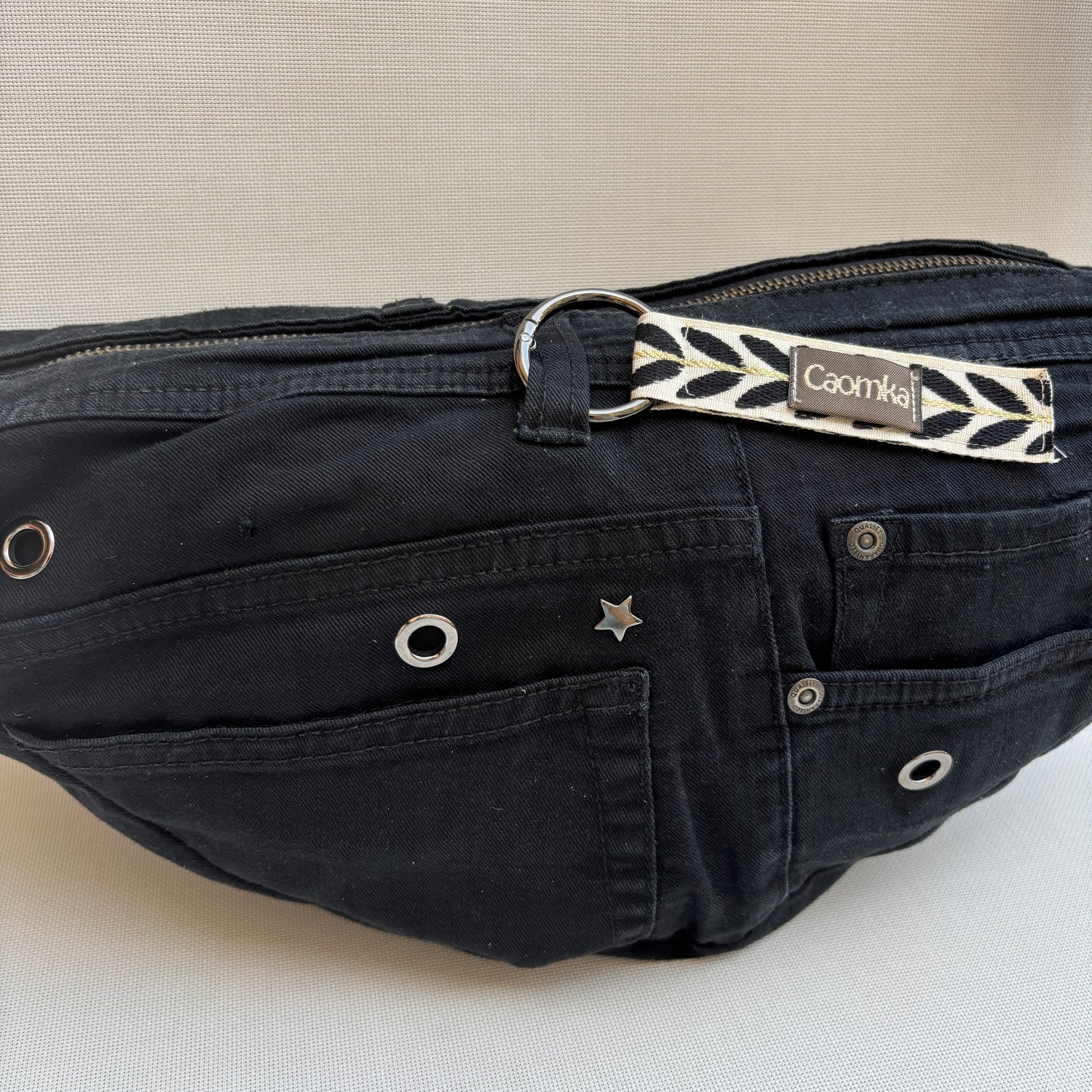Bolso, bandolera vaquero · Media Luna · ♻️ Jeans Recycled ♻️ · Pieza Única Núm. 17647