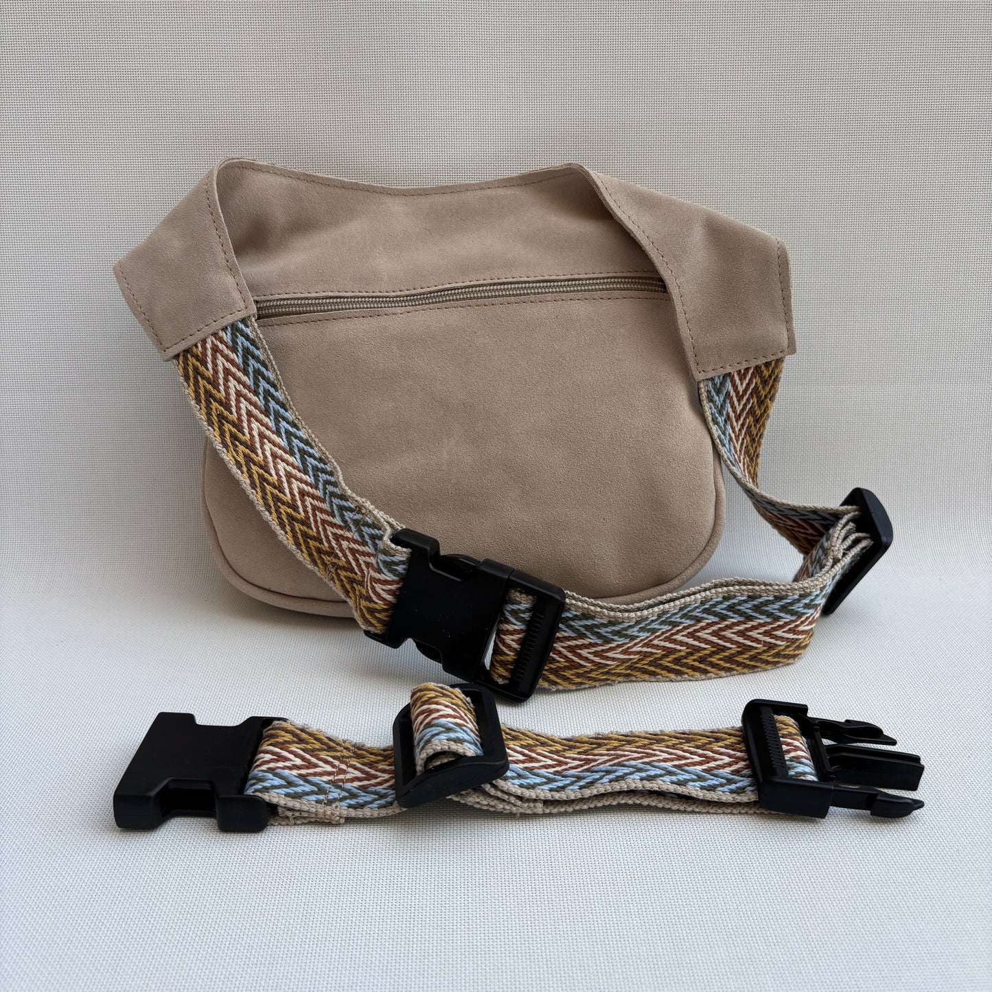 Riñonera "Elegant Summer Beige"  · Piel · Pieza Exclusiva Núm. 17687